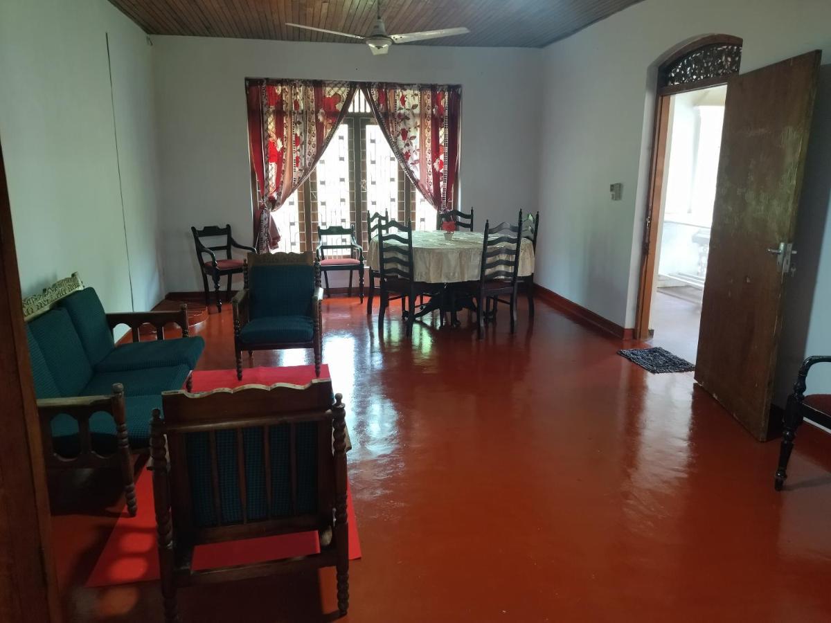 Ferienwohnung Lal House Hikkaduwa Exterior foto